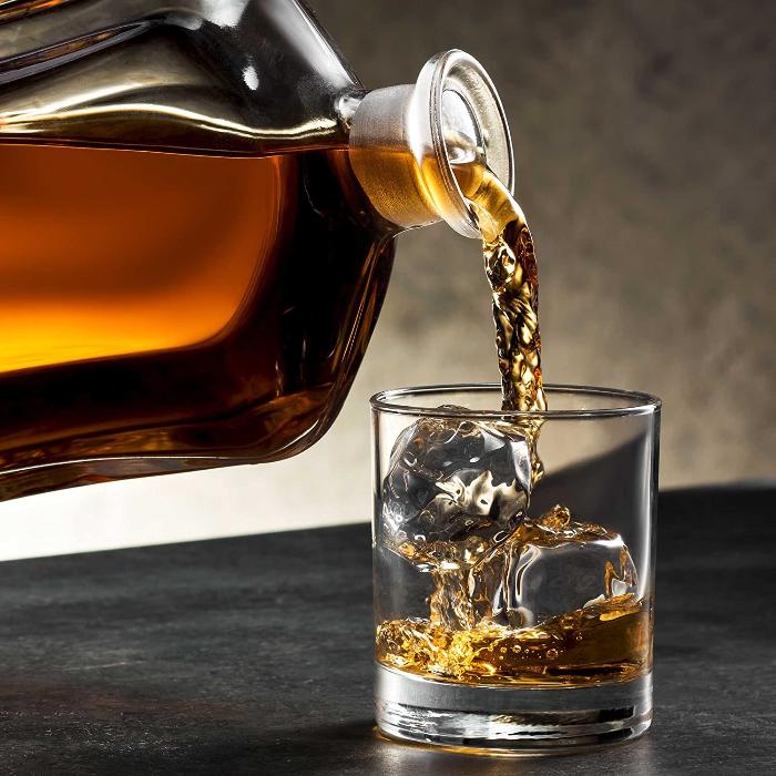 Glassware and Drinkware