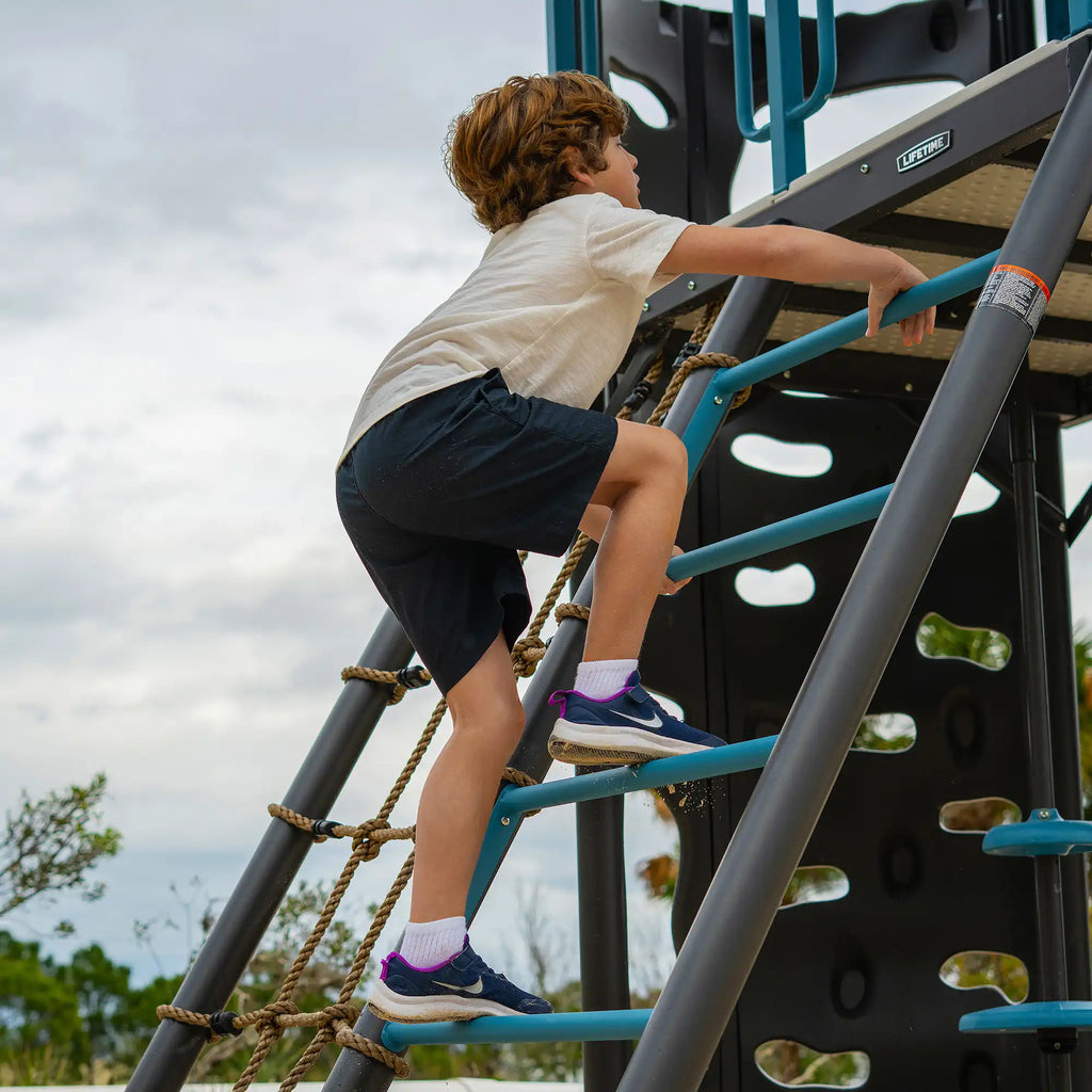 Lifetime Big Stuff Adventure Swing Set with Spider Swing