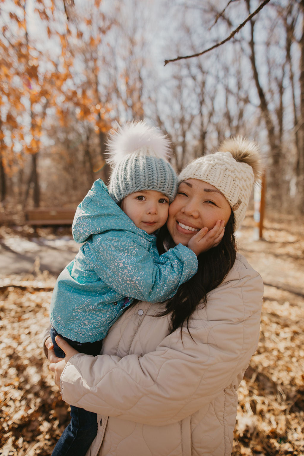 Ivory Peruvian Wool Knit Hat with Faux Fur Pom Pom