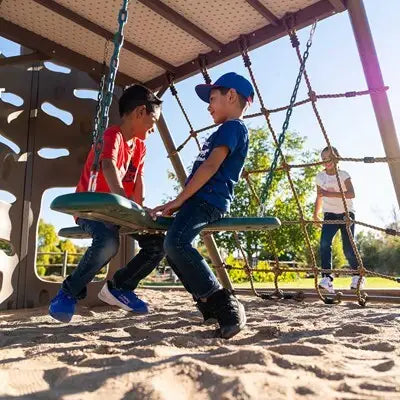 Lifetime Big Stuff Deluxe Swing Set