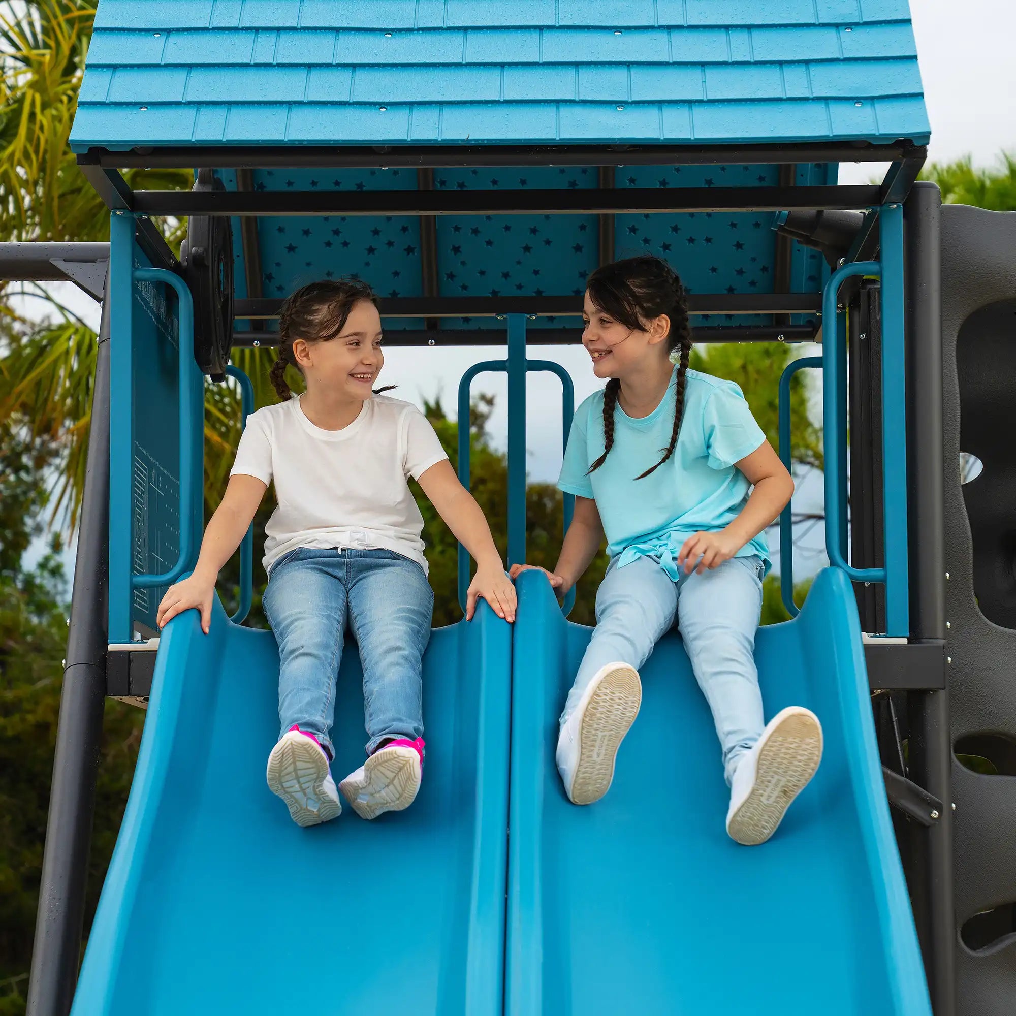 Lifetime Big Stuff Adventure Swing Set with Spider Swing
