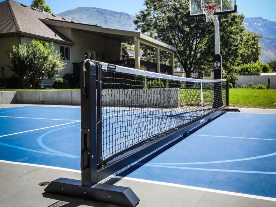 Dominator Pro Max Rolling Portable Pickleball Net