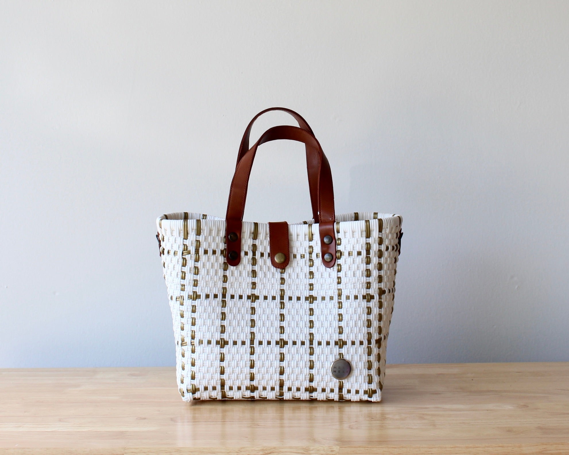 White & Gold Vida Purse with Leather