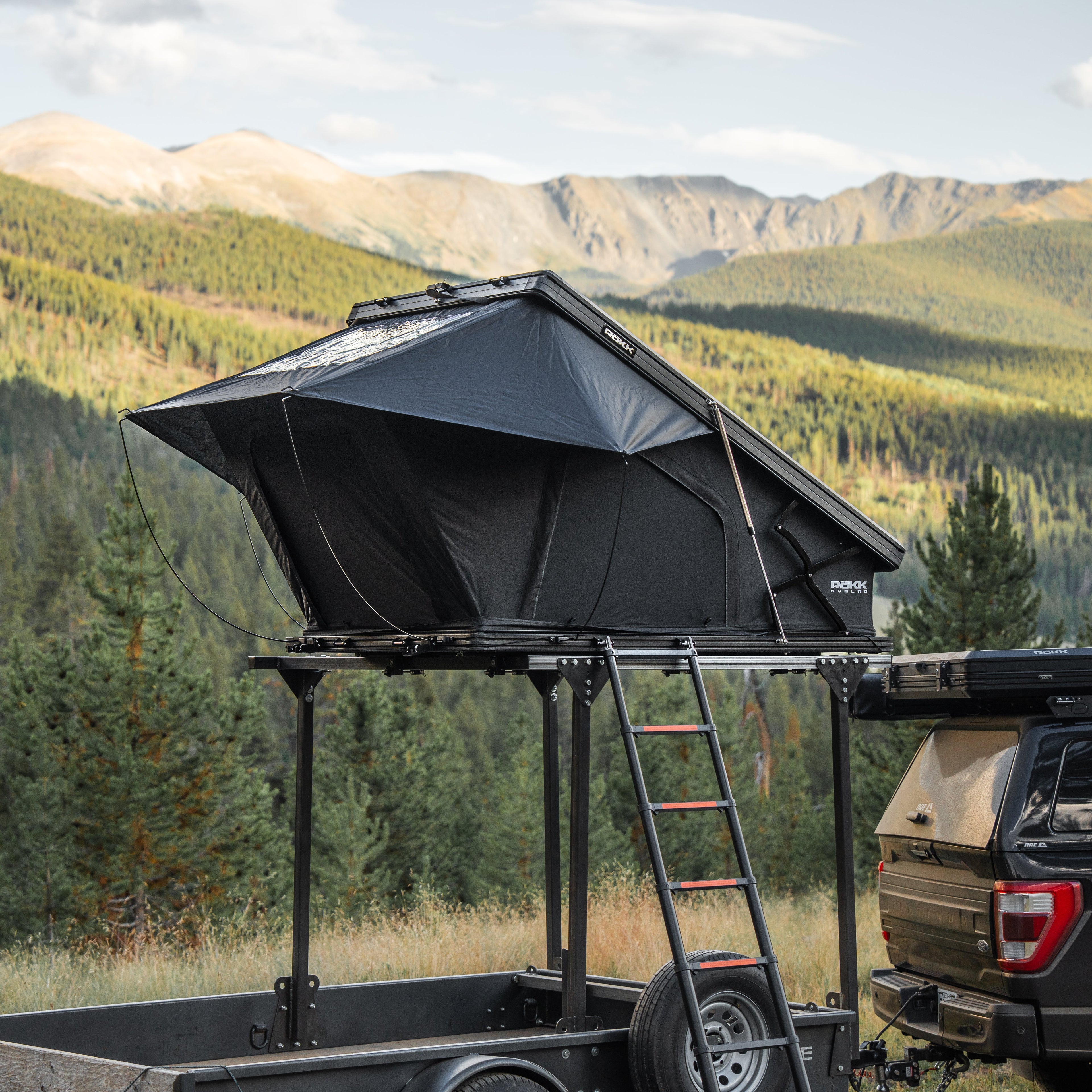 The ÖVRLNDR 2P Rooftop Tent (Black)