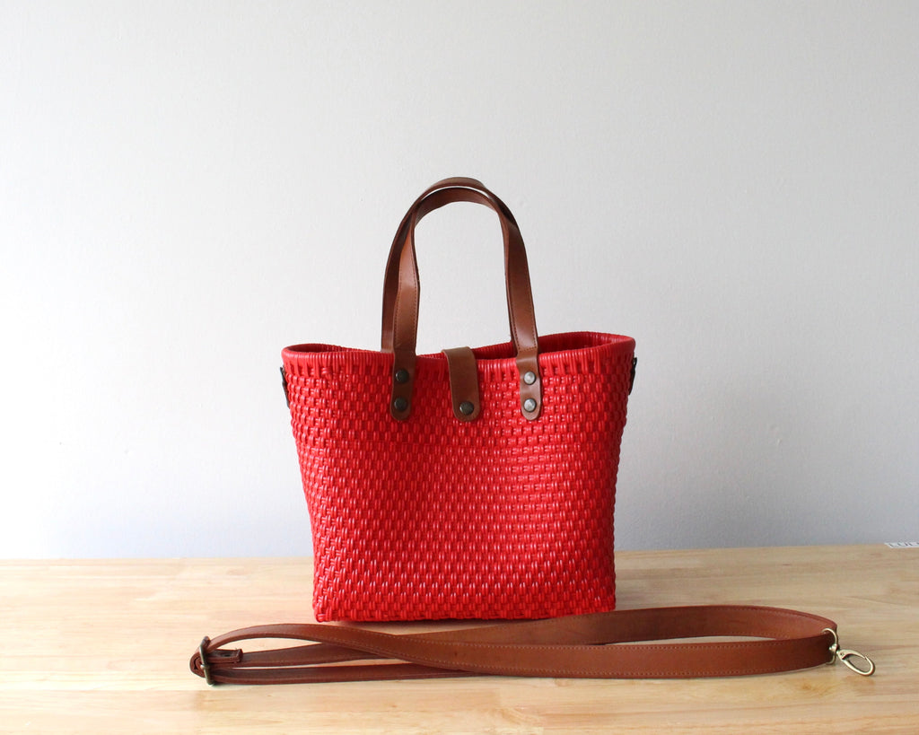 Red Handwoven Purse by MexiMexi