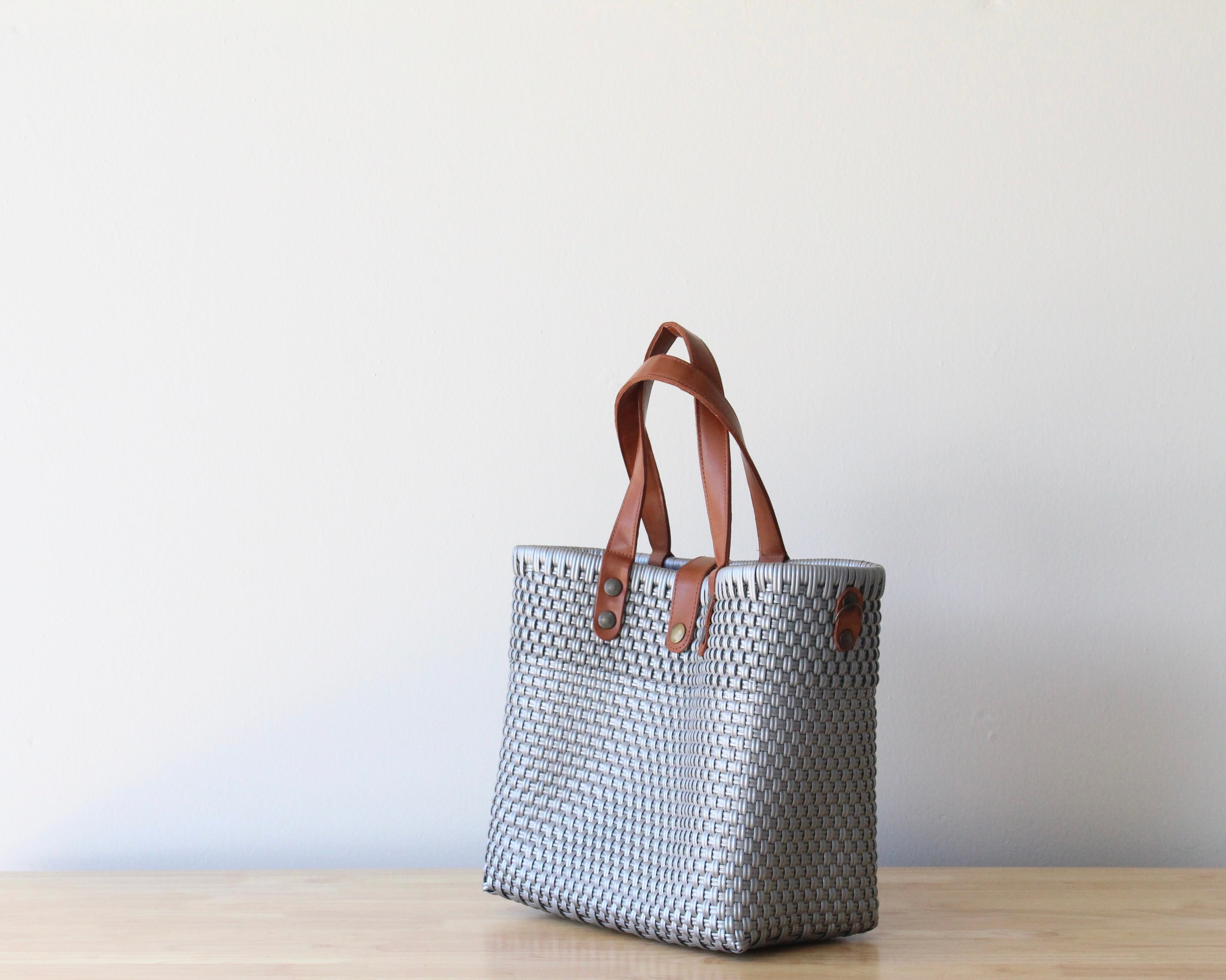 Silver Purse by MexiMexi