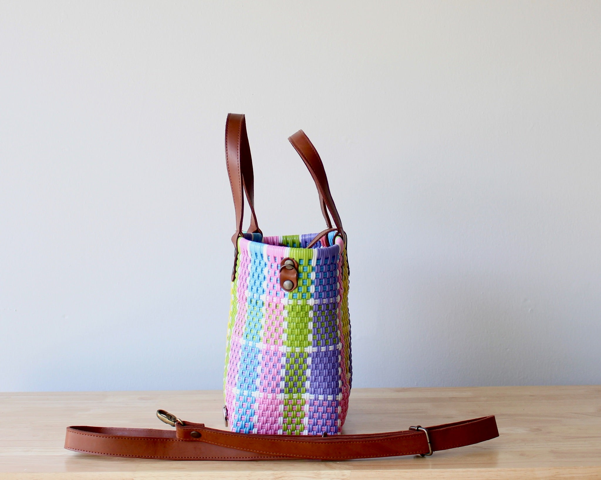 Vida Woven Purse – Pastel Plaid