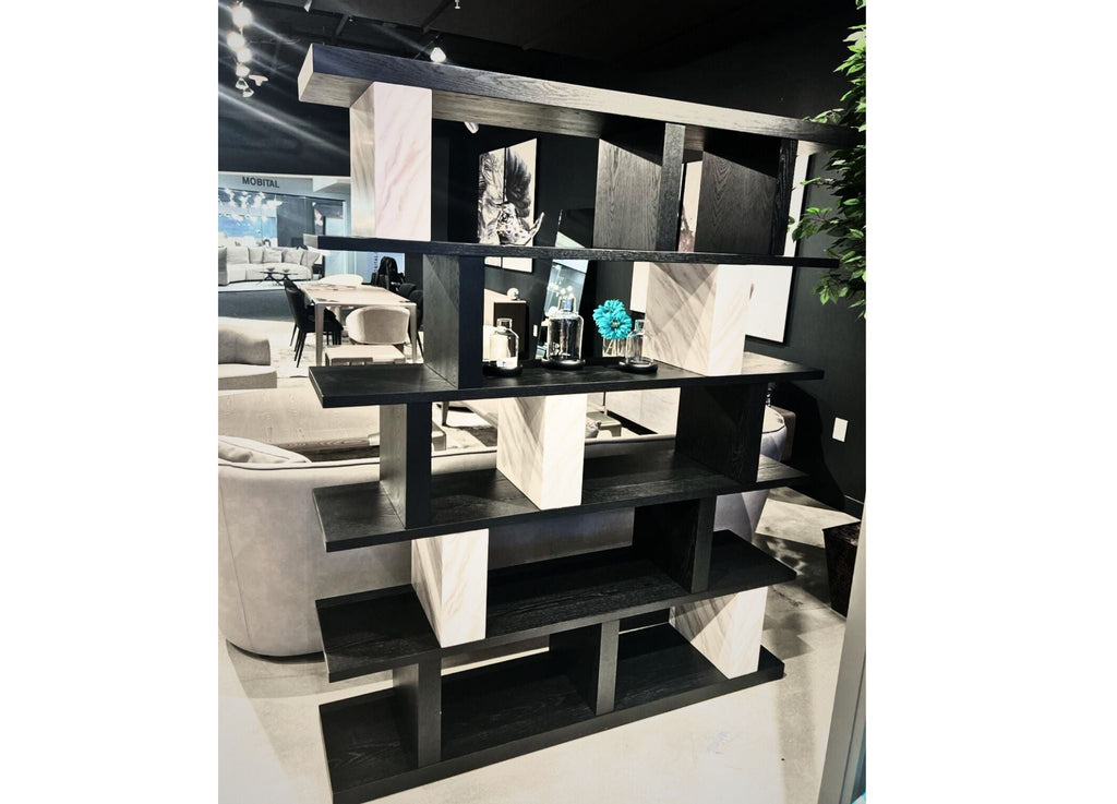 Reyna Bookshelf