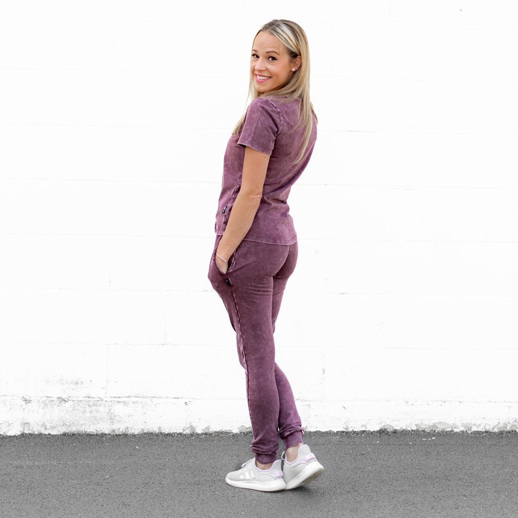 MAMA JOGGERS- Oxblood Snow Wash