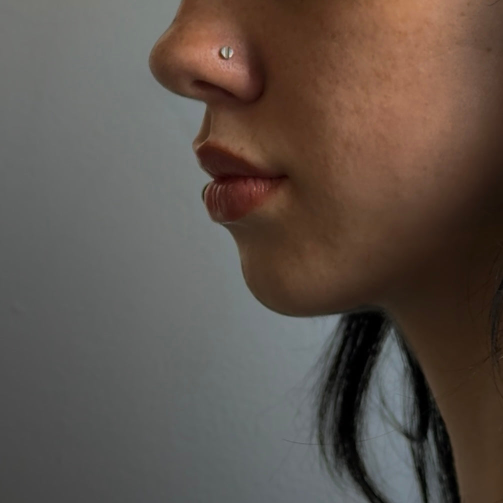 Screw Top Flatback Piercing Stud - Externally Threaded