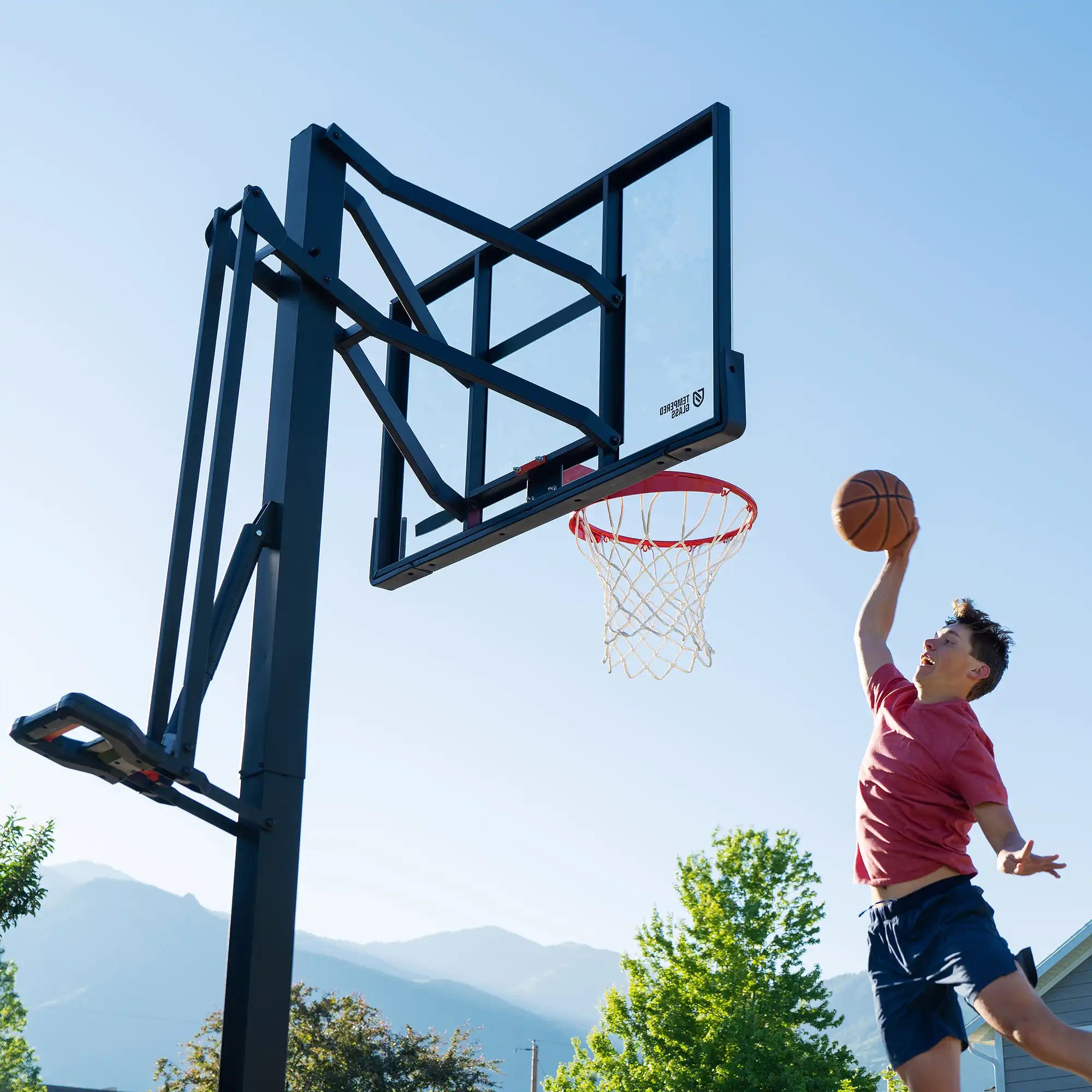Lifetime Mammoth Lift Bolt Down Basketball Hoop (54-Inch Tempered Glass)