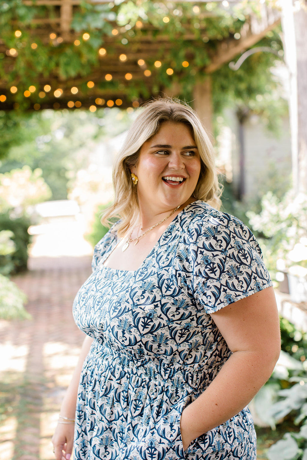 The Allison Dress in Navy Trellis