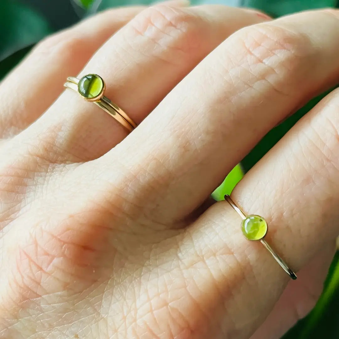 PERIDOT 5MM GEMSTONE RING