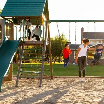 Lifetime Big Stuff Deluxe Swing Set