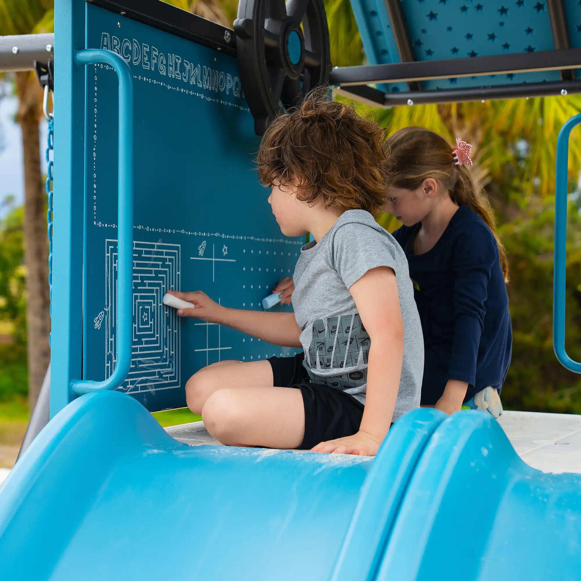 Lifetime Big Stuff Adventure Swing Set with Spider Swing