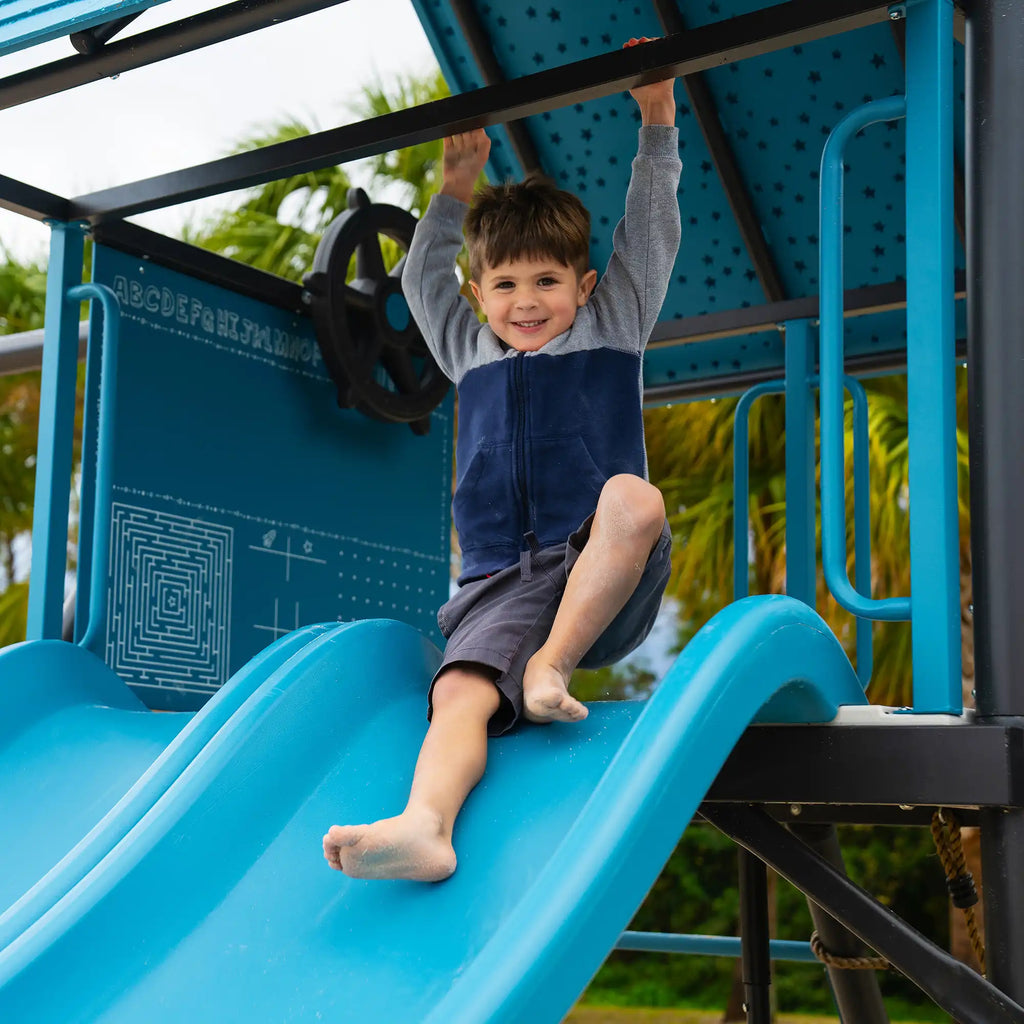 Lifetime Big Stuff Adventure Swing Set with Spider Swing