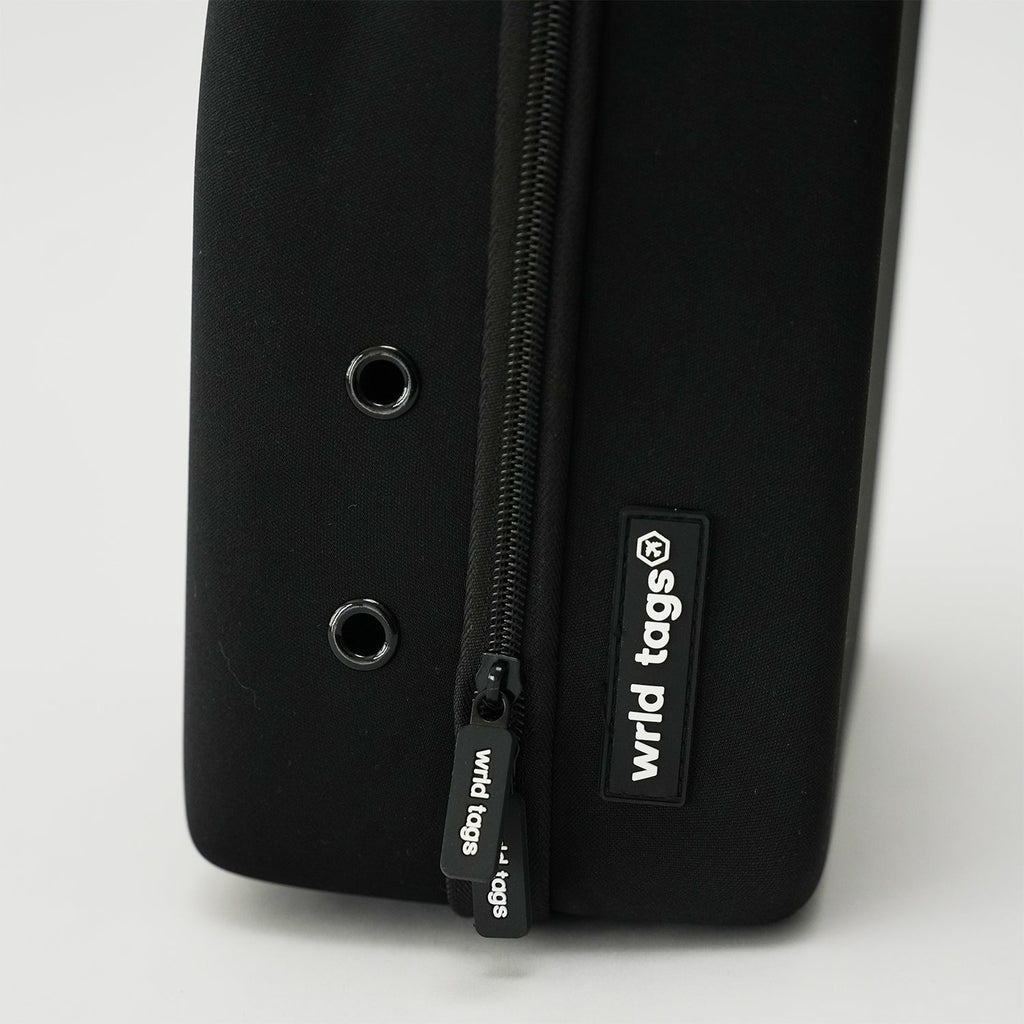 WRLD TAGS Cap Carrier - Black